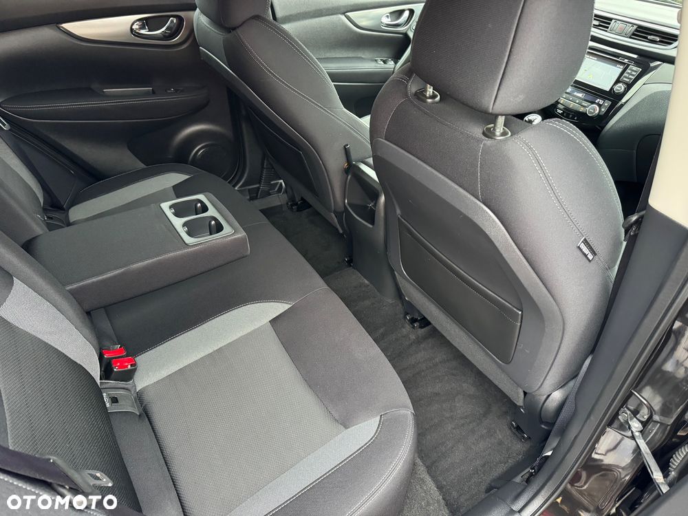 Nissan Qashqai - 11
