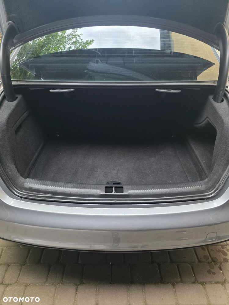 Audi A4 Limousine - 18
