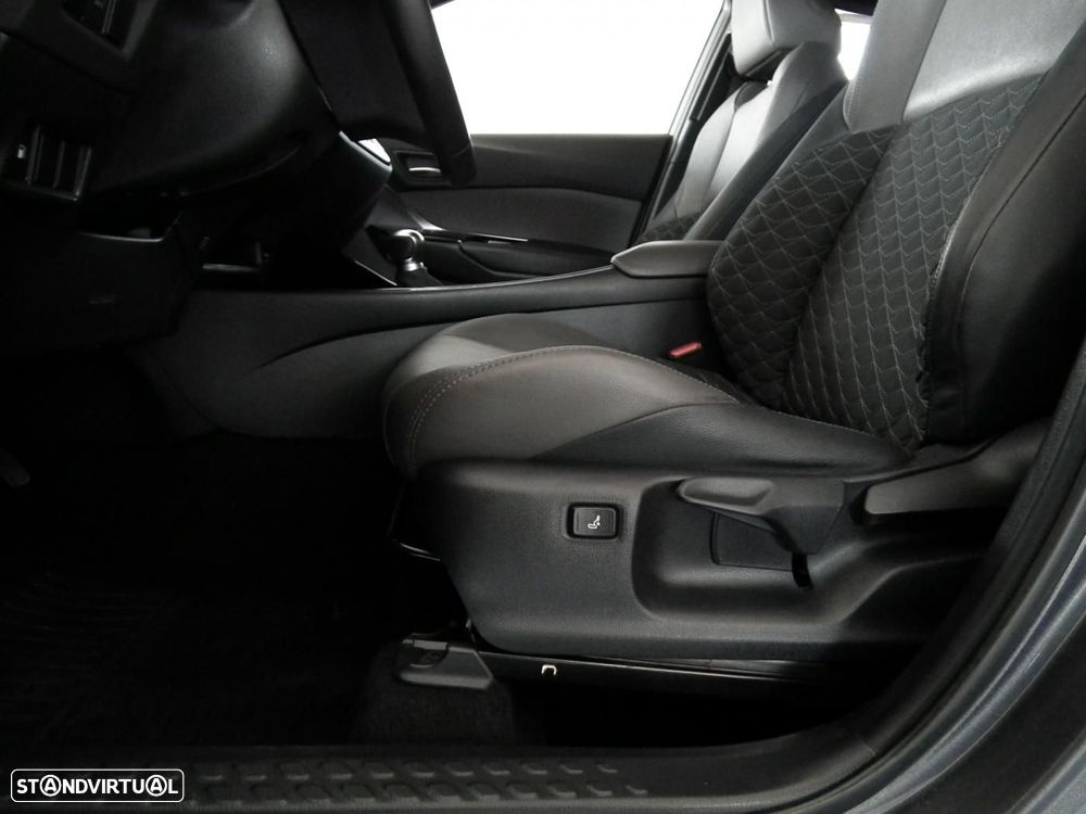Toyota C-HR 1.8 Hybrid Exclusive - 13