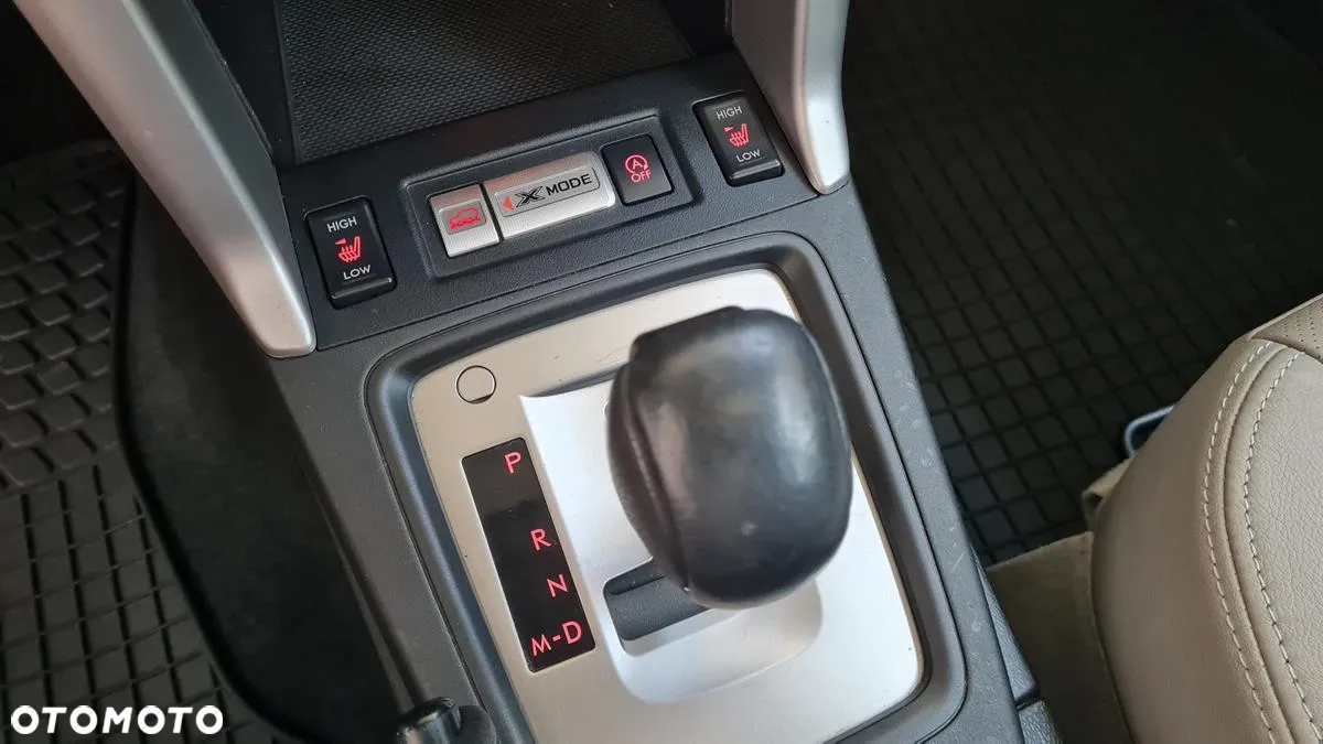 Subaru Forester 2.0 i Platinum Lineartronic - 22