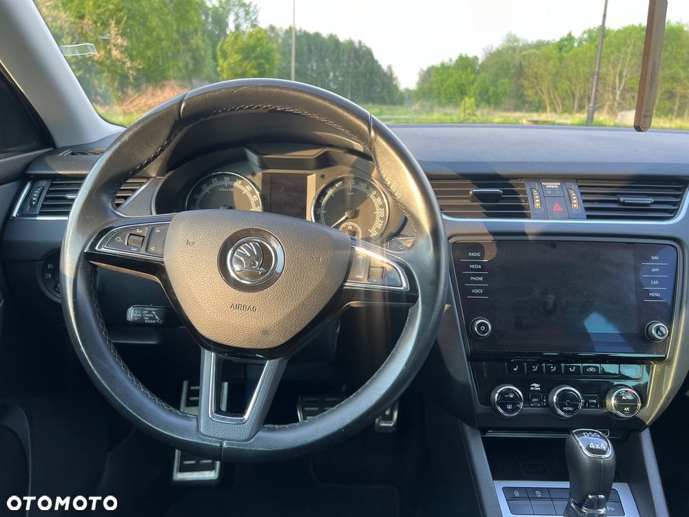 Skoda Octavia 2.0 TDI 4x4 Style DSG - 32