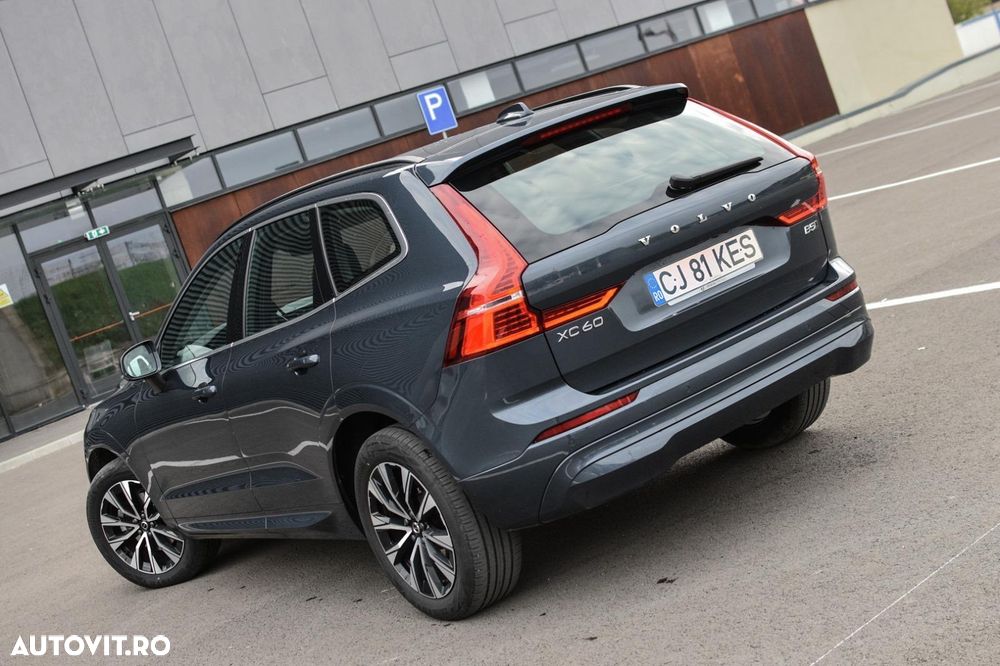 Volvo XC 60 B5 AT AWD MHEV Core - 4