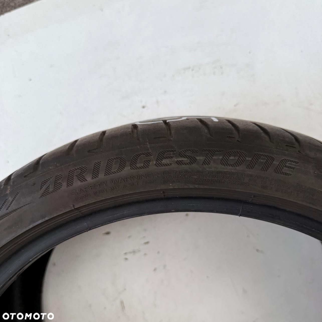 Opona 255/35/19 Bridgestone Potenza S001 (F5665) - 4