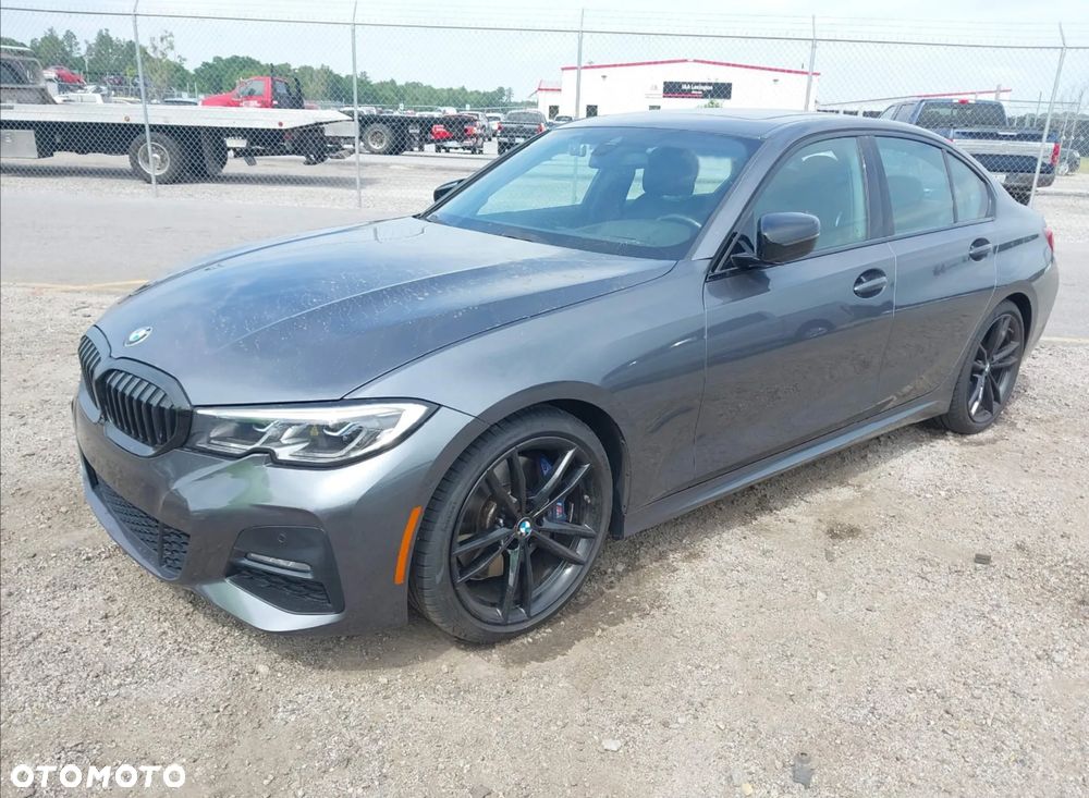 BMW Seria 3 330i Sport Line sport - 2