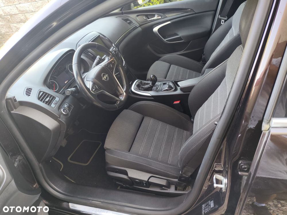 Opel Insignia - 13