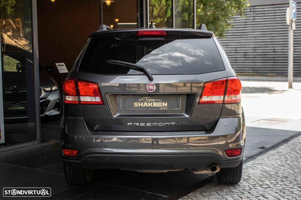 Fiat Freemont 2.0 M-Jet - 8