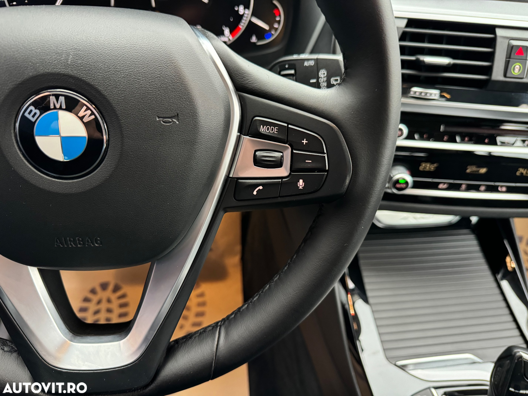 BMW X3 xDrive20d AT Advantage - 12