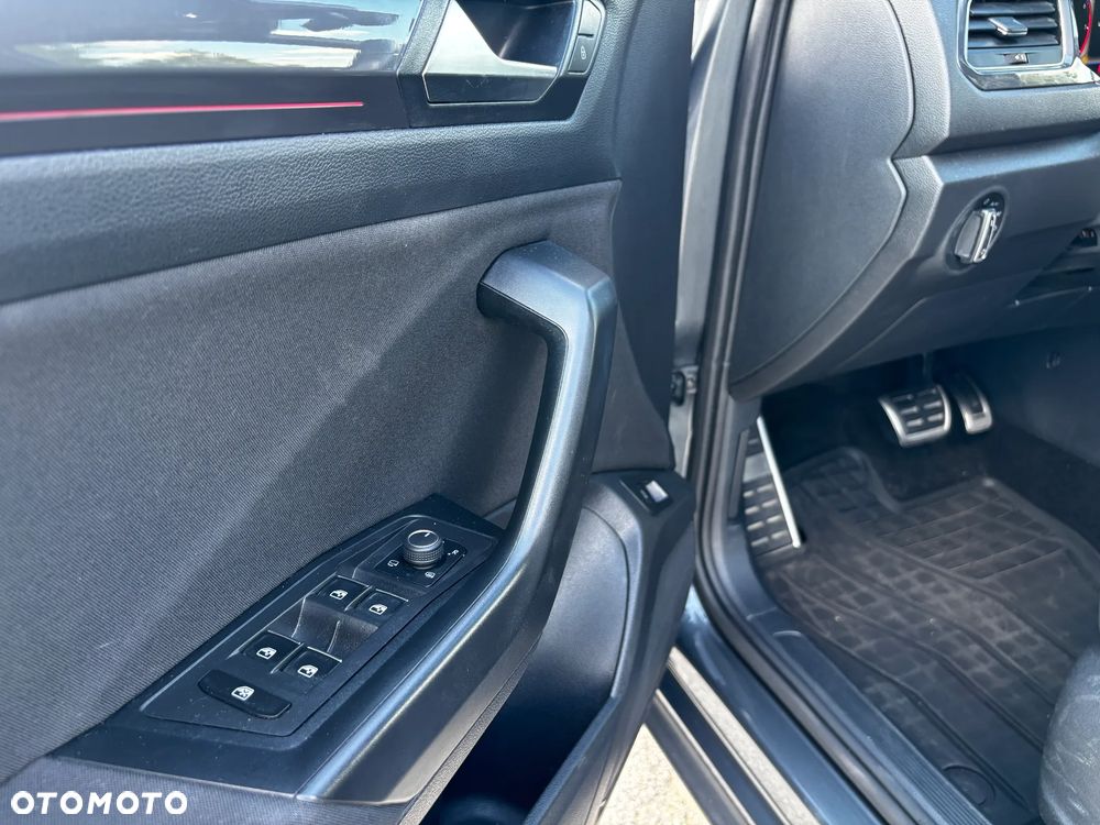Volkswagen T-Roc 1.5 TSI ACT Premium DSG - 17