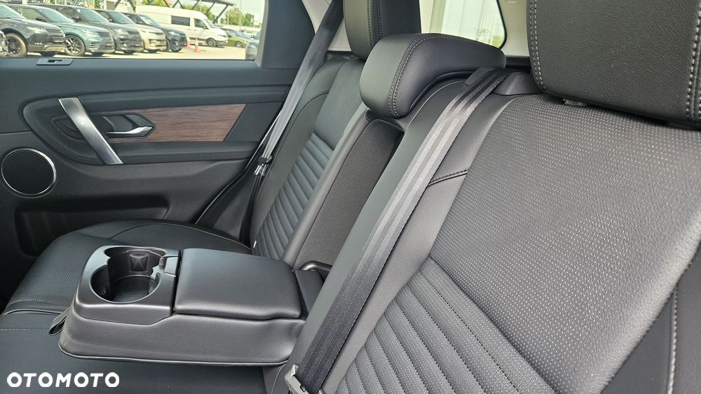 Land Rover Discovery Sport 2.0 D200 mHEV Dynamic S - 9
