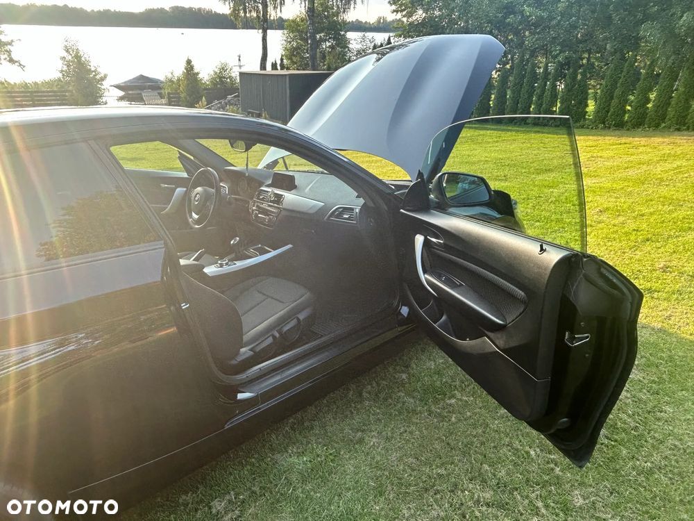 BMW Seria 1 116i - 16
