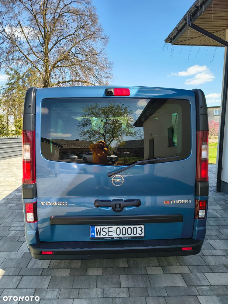 Opel Vivaro - 8