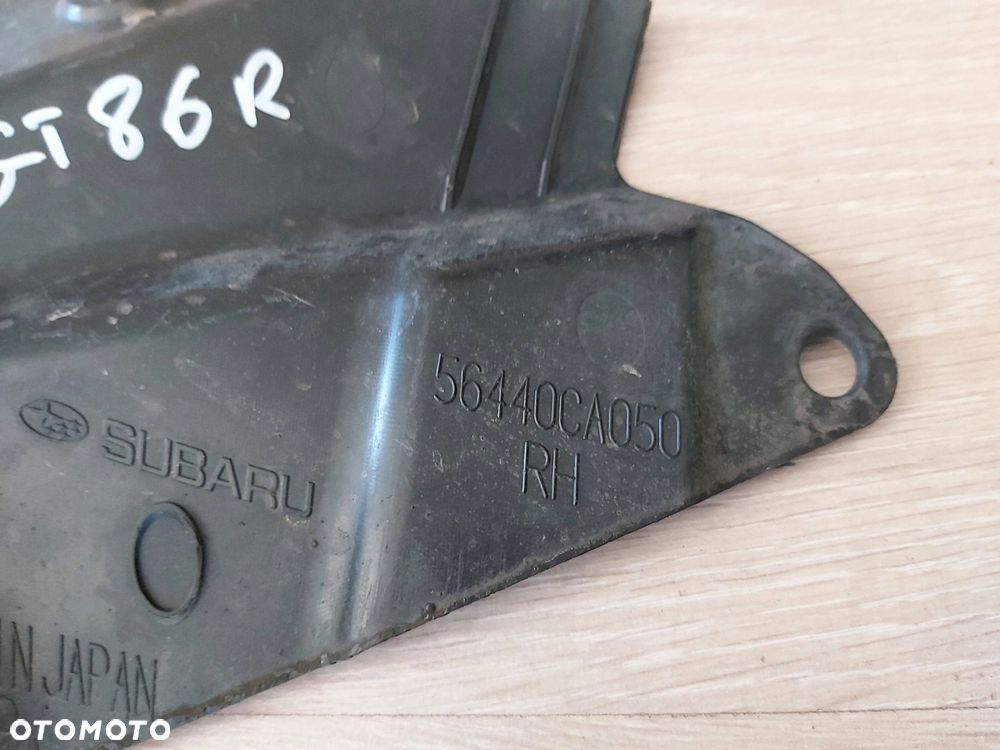 TOYOTA GT86 Subaru BRZ chlapacz nadkole osłona prawy przód 56440CA050 - 3