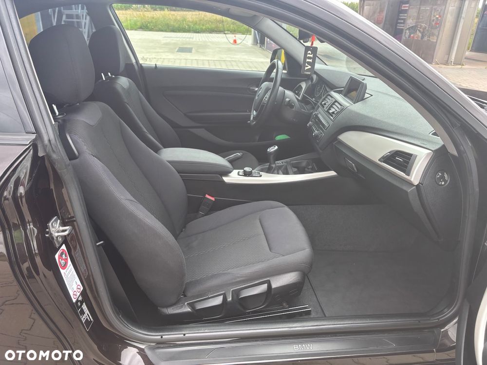BMW Seria 2 218d Coupe - 11