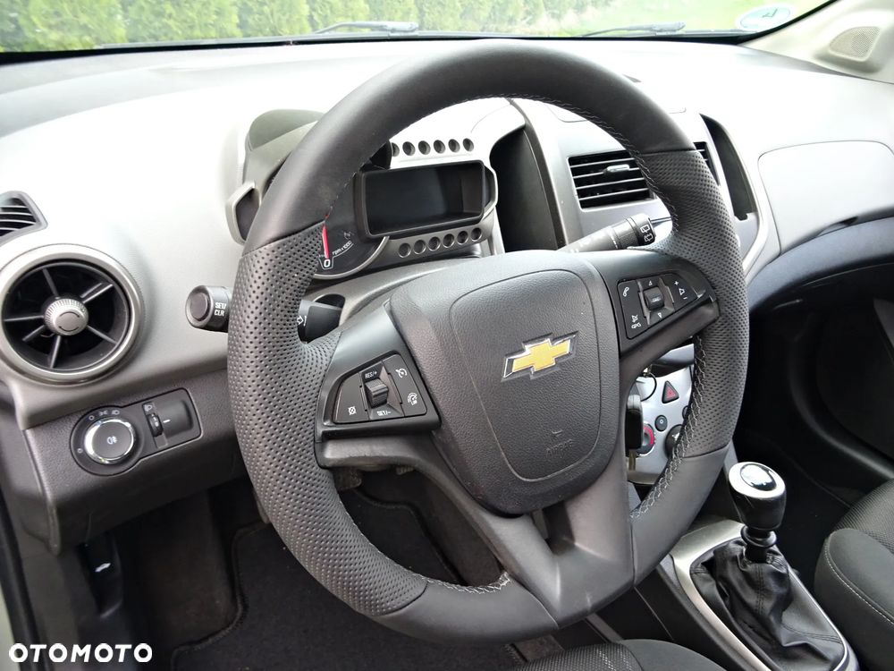Chevrolet Aveo - 7
