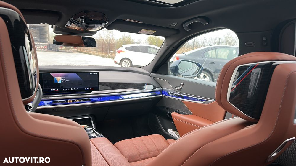 BMW Seria 7 - 8