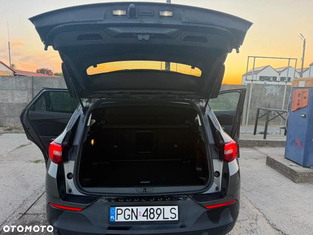 Opel Grandland X 1.2 Start/Stop Elegance - 6