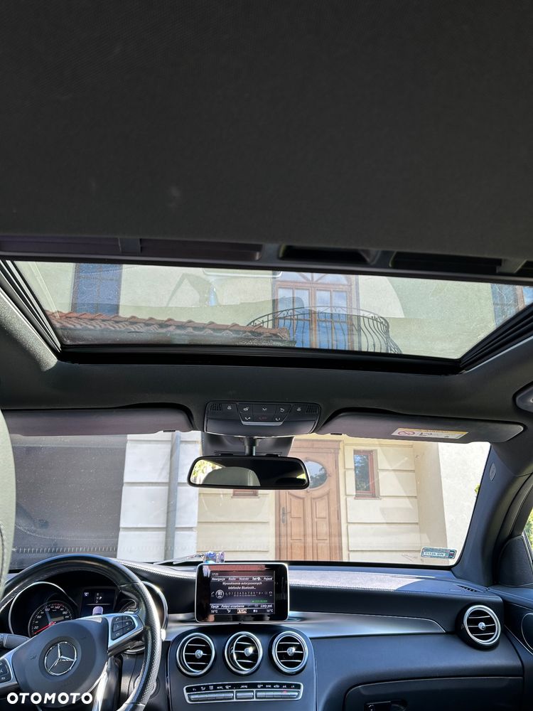 Mercedes-Benz GLC - 21