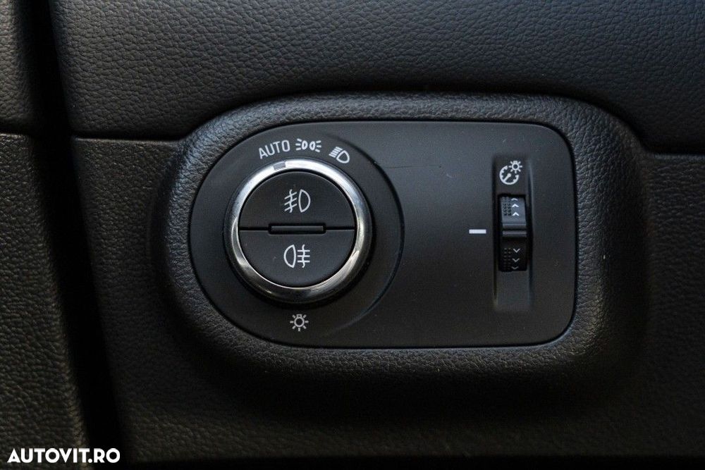 Opel Zafira - 20