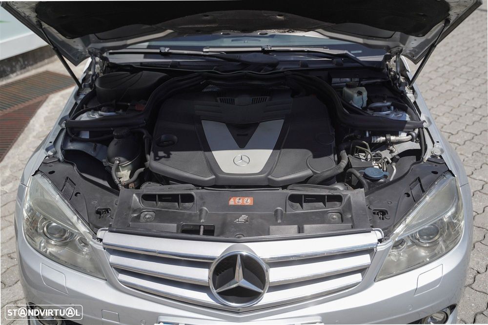Mercedes-Benz C 320 - 32