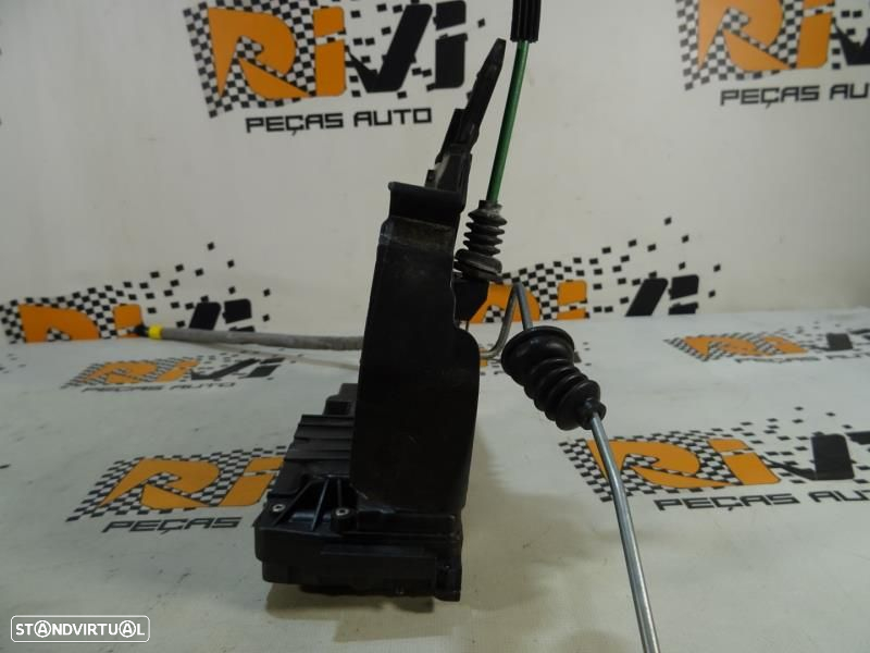 Fecho Da Porta Trás Esquerda Mercedes-Benz C-Class T-Model (S205)  A22 - 6