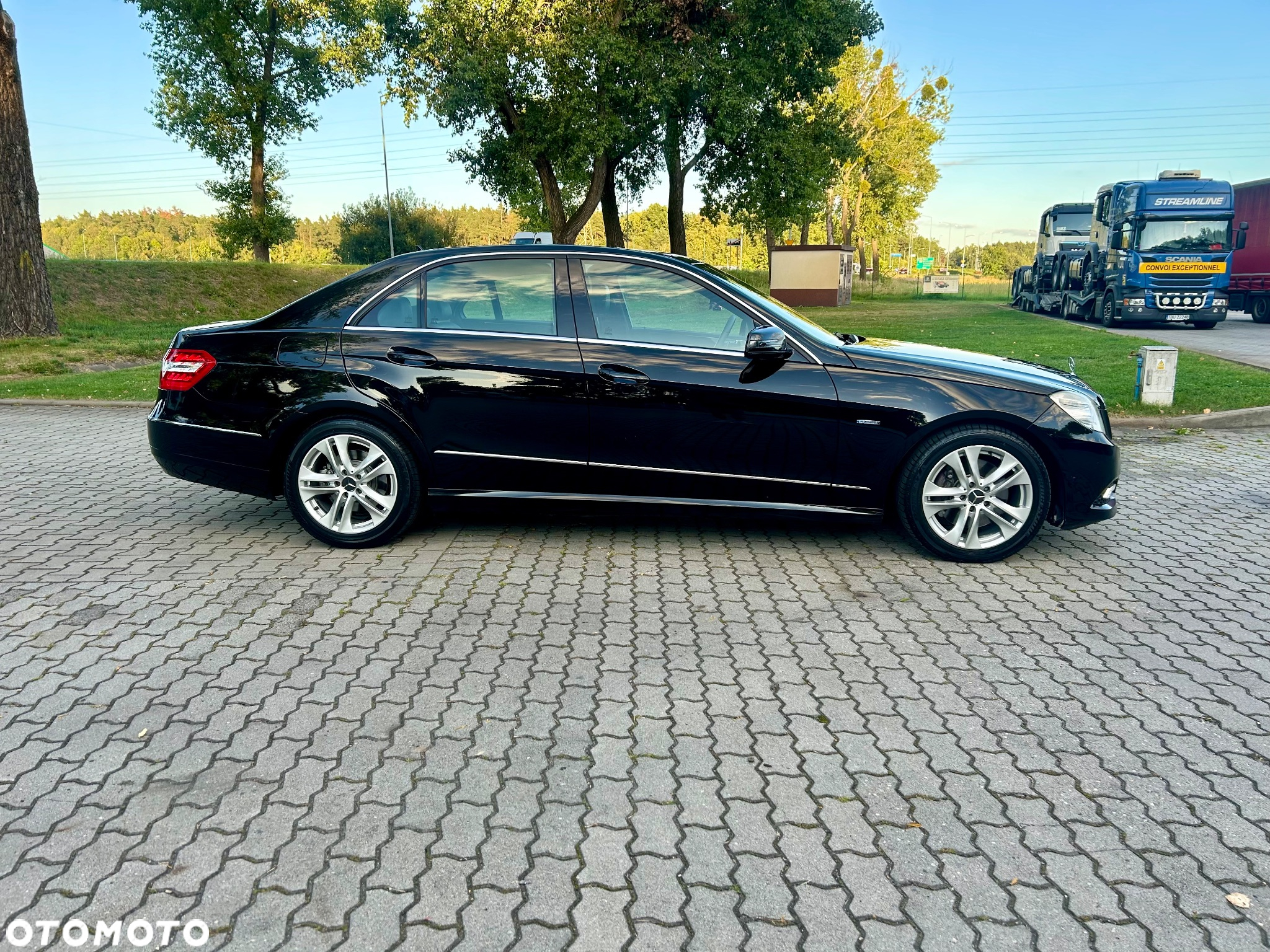 Mercedes-Benz Klasa E 350 CDI BlueEff Avantgarde - 7