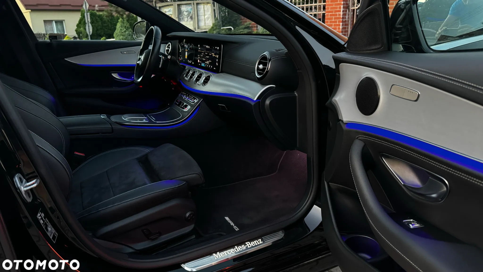 Mercedes-Benz Klasa E 220 d 4-Matic AMG - 20
