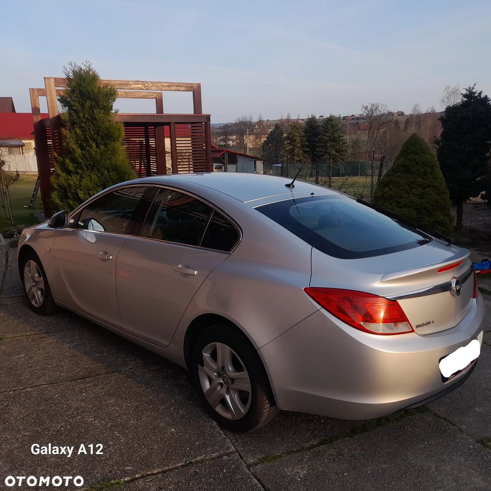 Opel Insignia 1.8 - 16