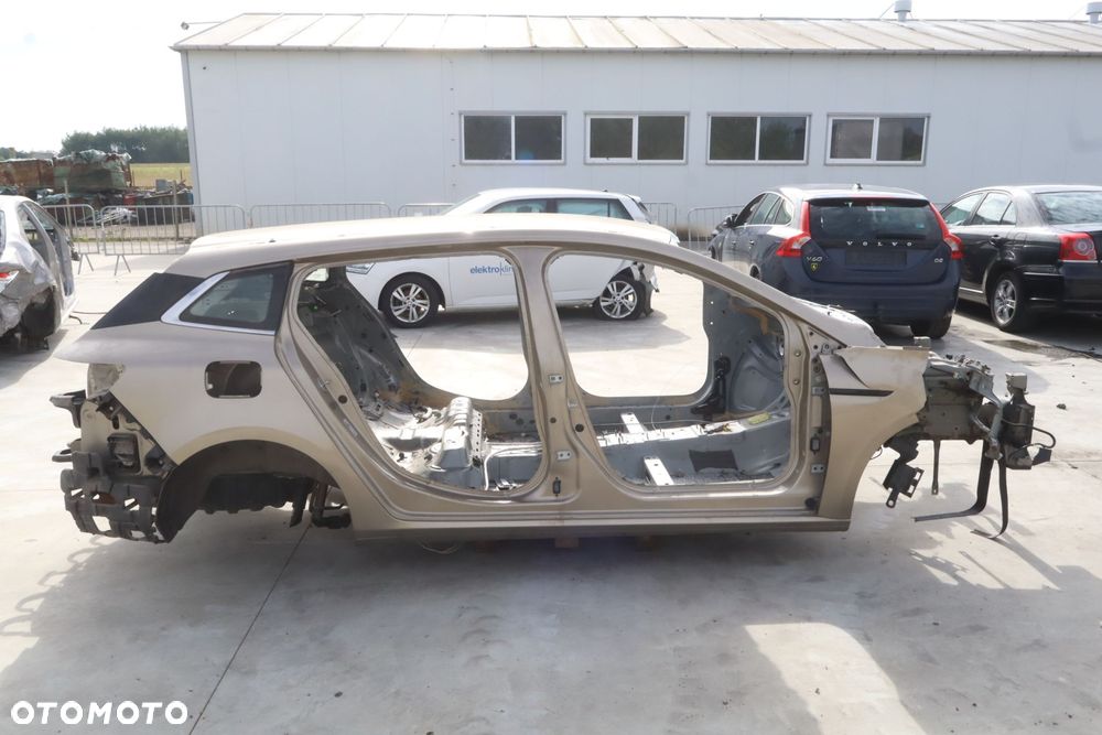 BŁOTNIK ĆWIARTKA LEWY TYŁ  RENAULT MEGANE IV - 3