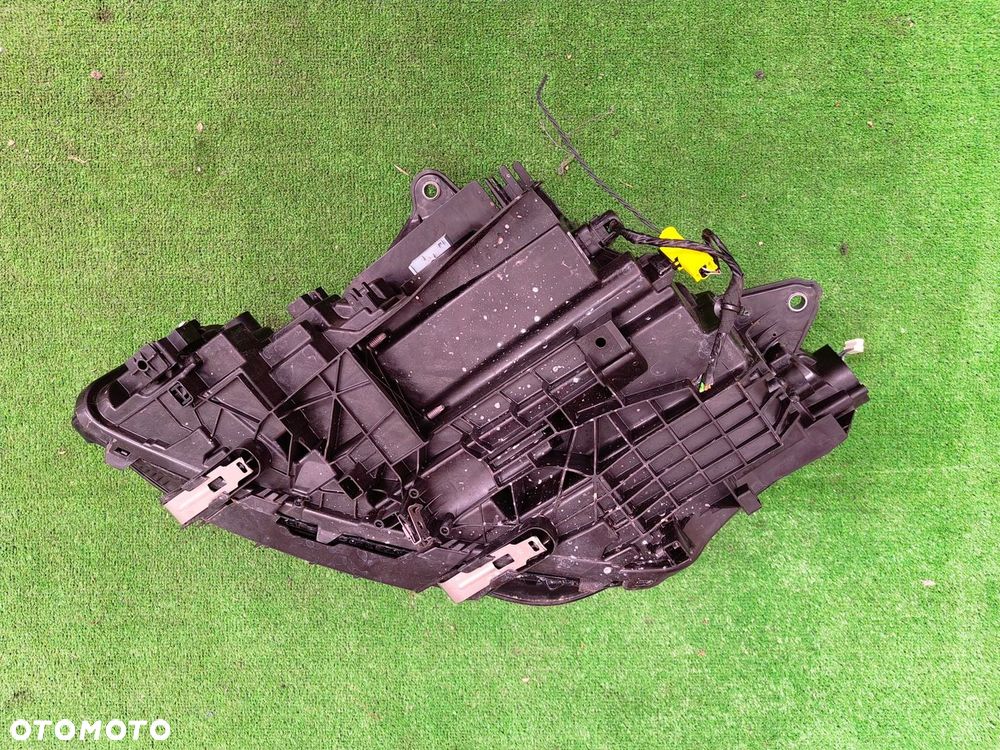 BMW 2 U06 LAMPA PRZÓD PRAWA EU FULL LED 5A42248 - 4
