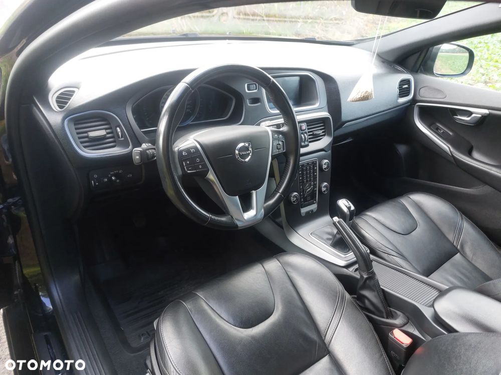 Volvo V40 - 33