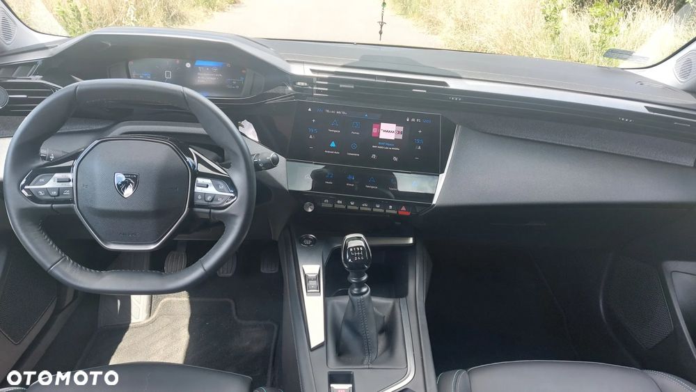 Peugeot 308 1.2 PureTech Allure Pack S&S - 11