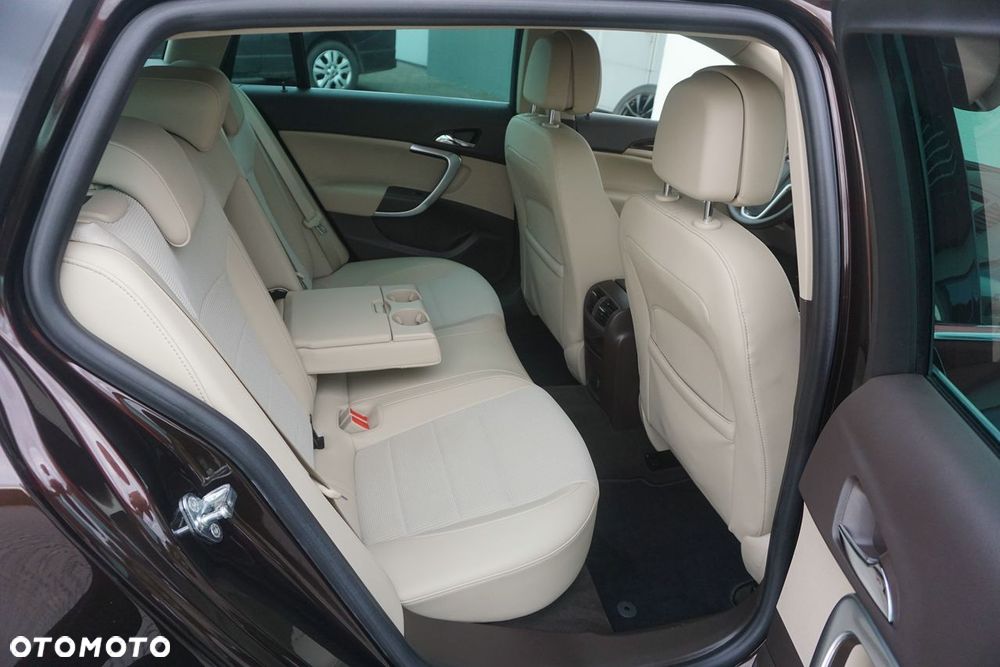 Opel Insignia - 20