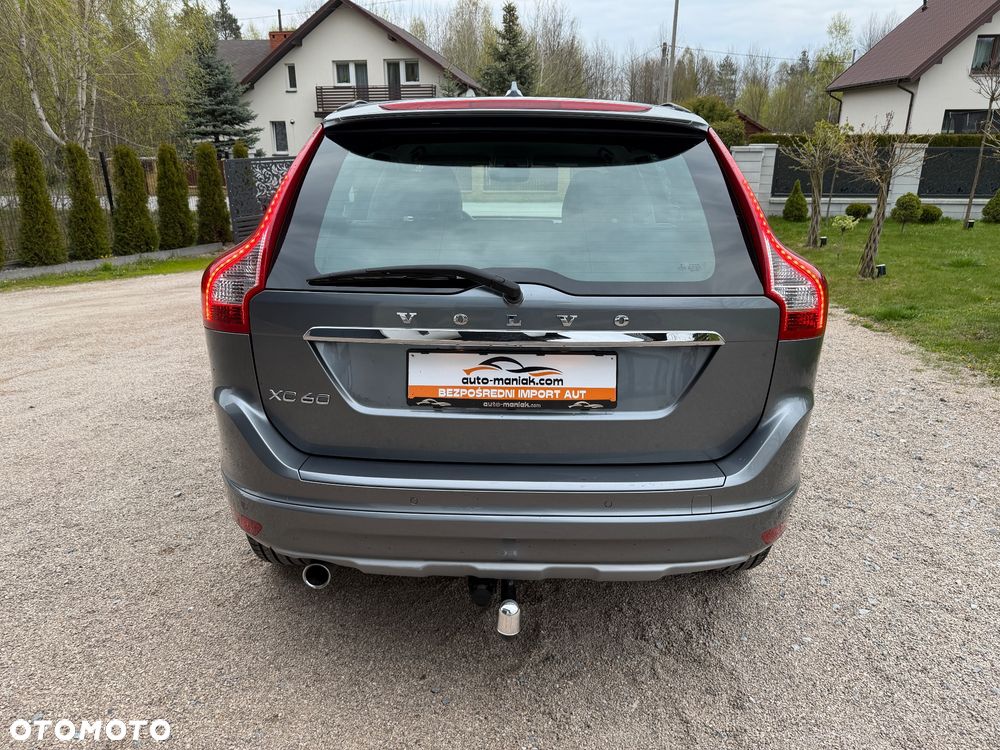 Volvo XC 60 D3 SCR Momentum - 15