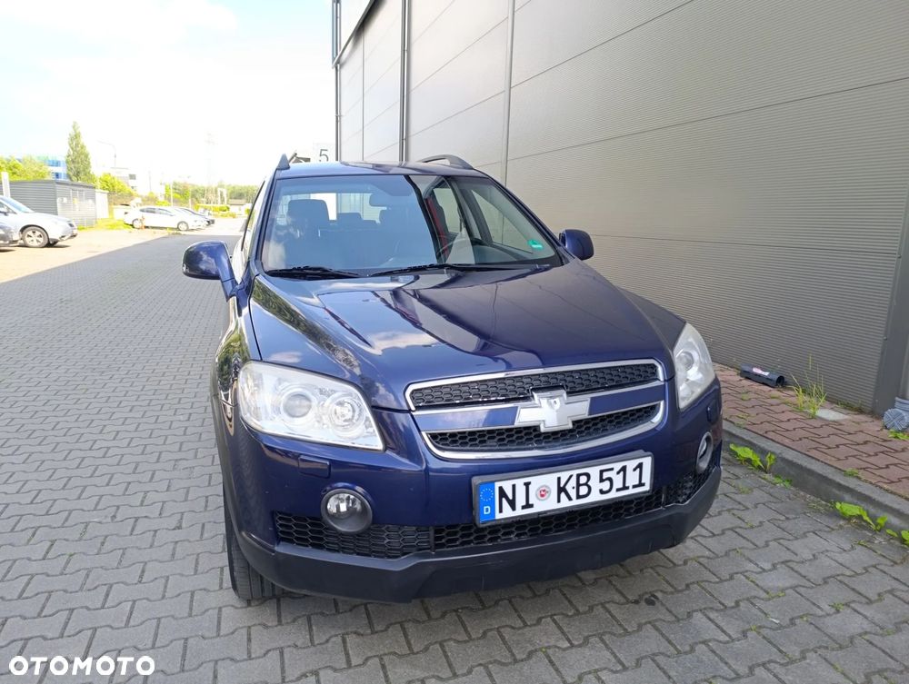 Chevrolet Captiva 2.4 4WD 7 Sitzer LT - 3