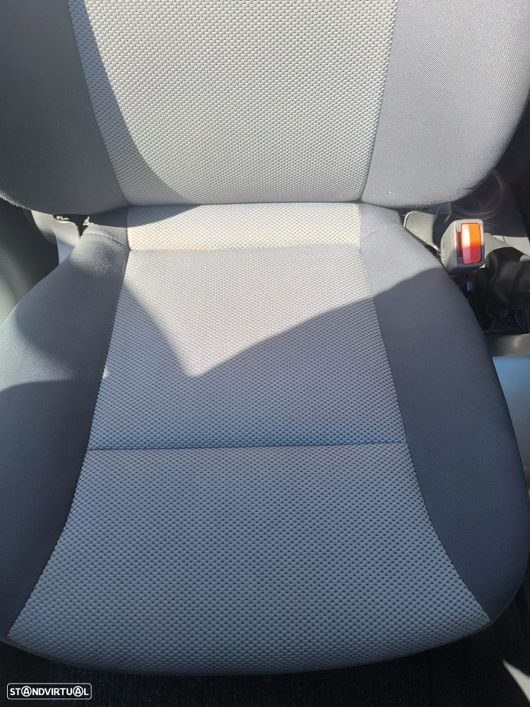 Chevrolet Aveo 1.2 LT Bi-Fuel - 21