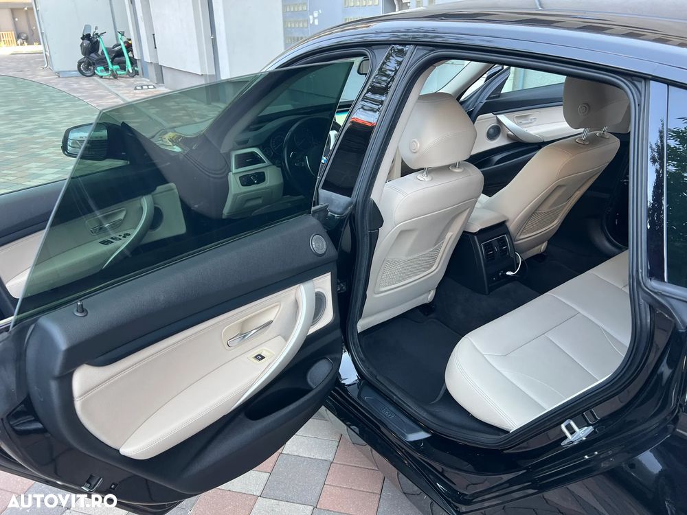 BMW Seria 3 320d xDrive AT - 3
