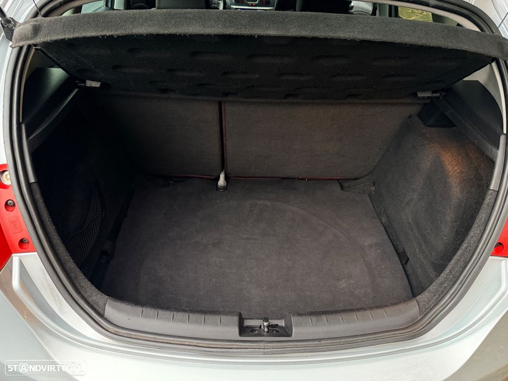 SEAT Leon 1.9 TDI Sport Limited - 29