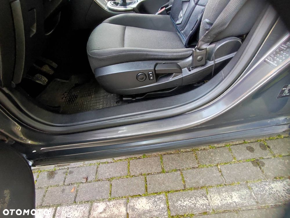 Opel Insignia 1.4 T S&S - 10