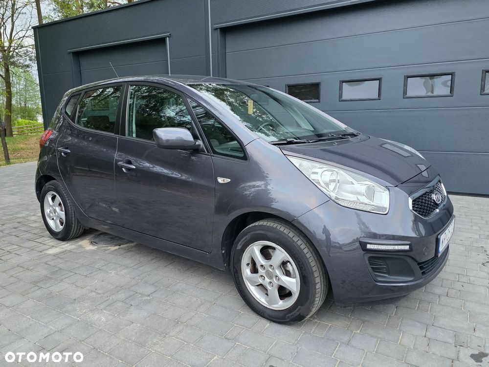 Kia Venga - 8