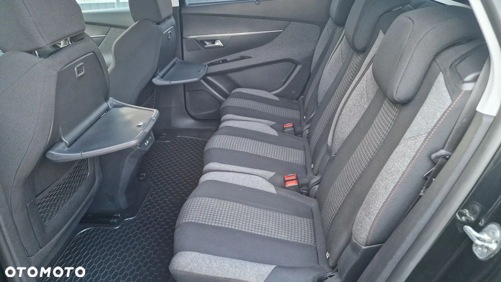 Peugeot 5008 BlueHDI 120 Stop & Start Allure - 19