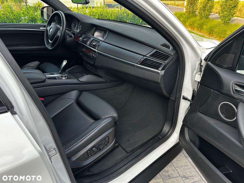 BMW X6 - 27