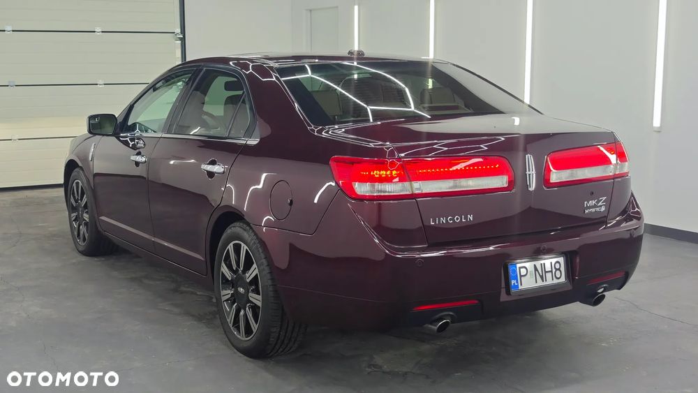 Lincoln MKZ - 4