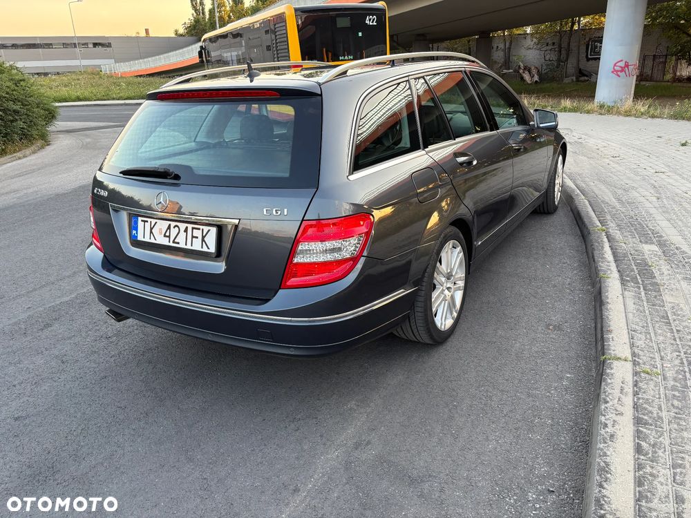 Mercedes-Benz Klasa C 200 T CGI Automatik BlueEFFICIENCY Avantgarde - 7