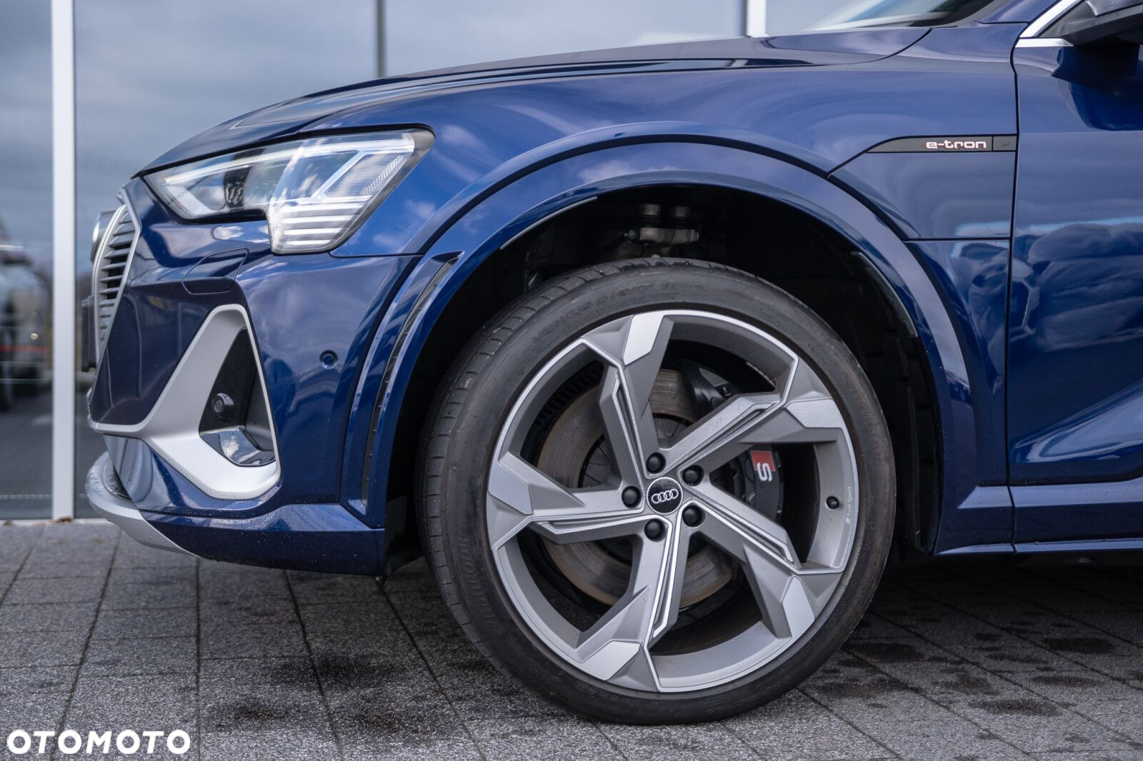 Audi e-tron - 7