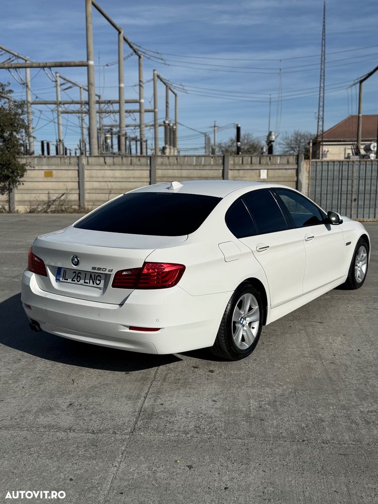 BMW Seria 5 520d - 3