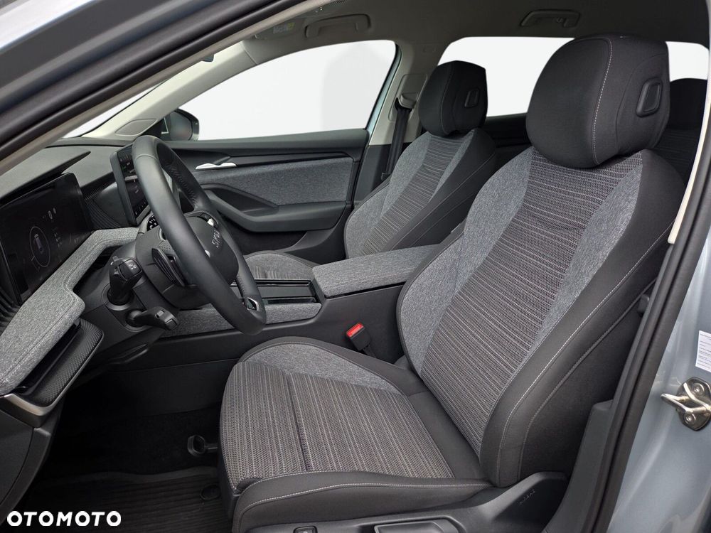 Skoda Superb 2.0 TDI SCR Selection DSG - 12