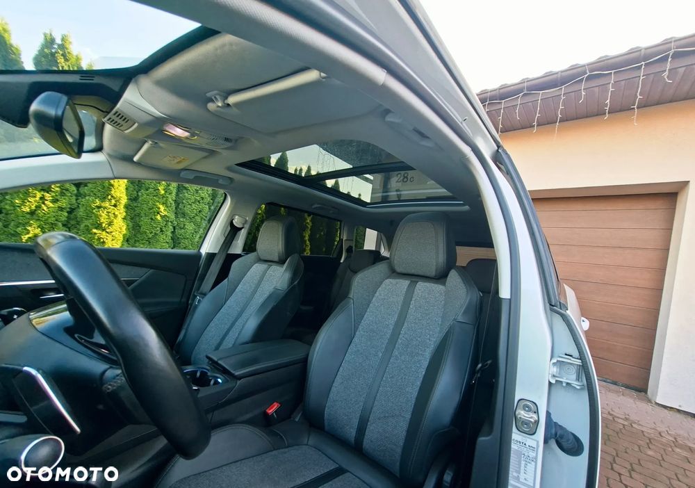 Peugeot 5008 1.5 BlueHDi Allure S&S EAT8 - 26