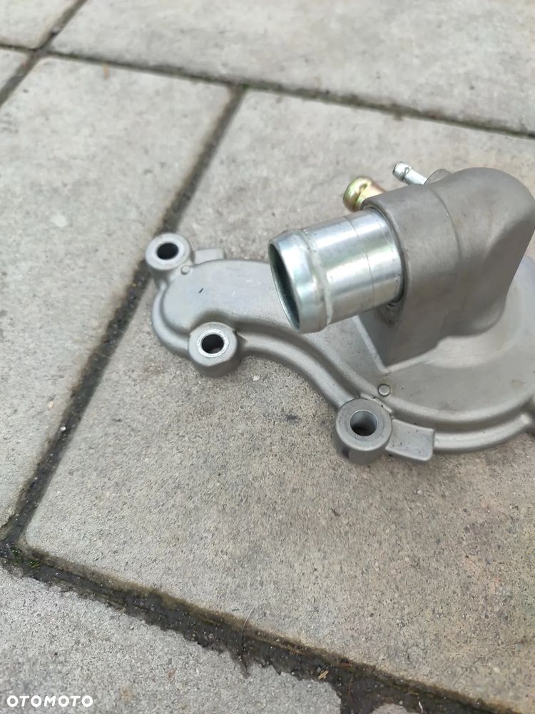 Dekiel, pokrywa pompy wody Kymco AK 550 AK550 - 5