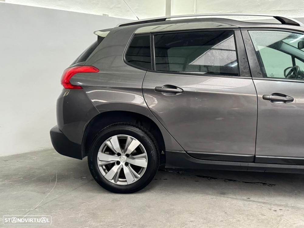 Peugeot 2008 1.2 PureTech Style - 5