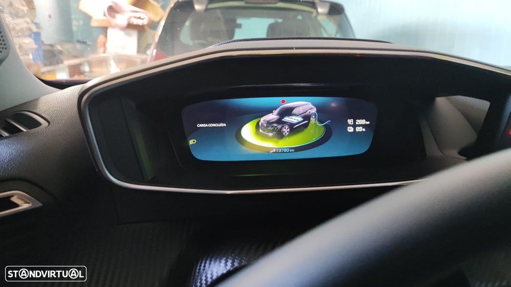 Peugeot e-2008 Allure Pack - 5